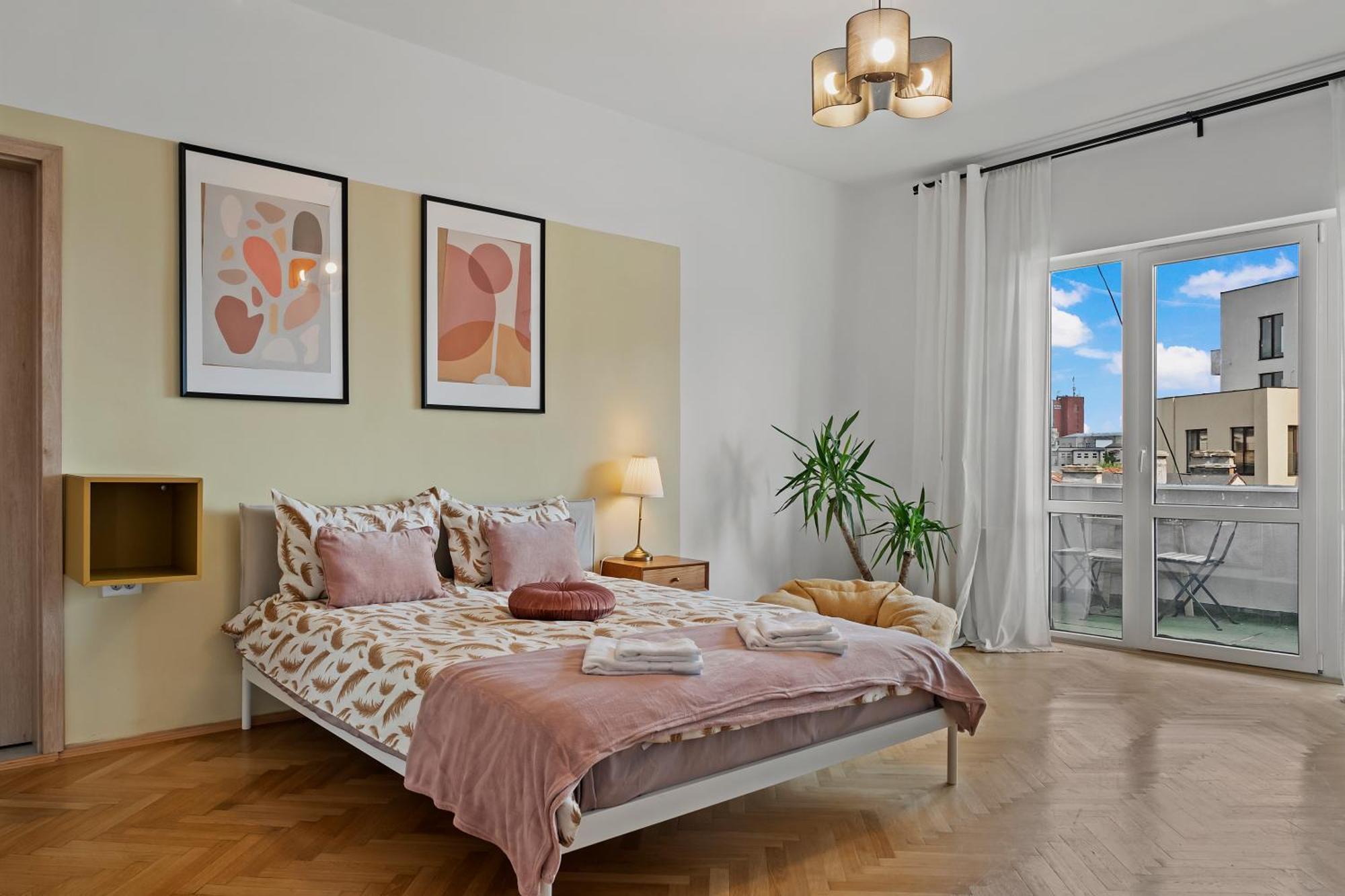 Ultracentral Dreamland Apartment 3 Bdrm Bucharest Exterior photo